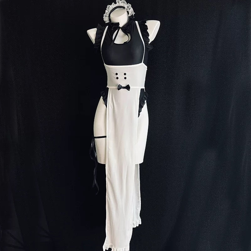 Elegant Maid Ensemble VV24047